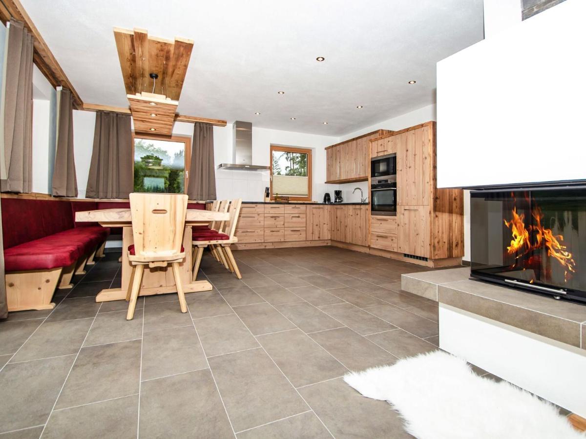 Chalet Freiblick Kleinhaid, Hollersbach ホラースバッハ・イム・ピンツガウ エクステリア 写真